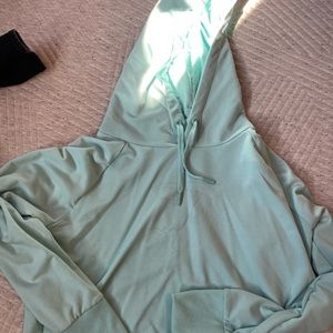 NWOT Teal gymshark cropped hoodie Size L